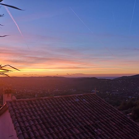 Vue Mer, Au Calme, Avec Jardin ! Spéracèdes Exteriér fotografie