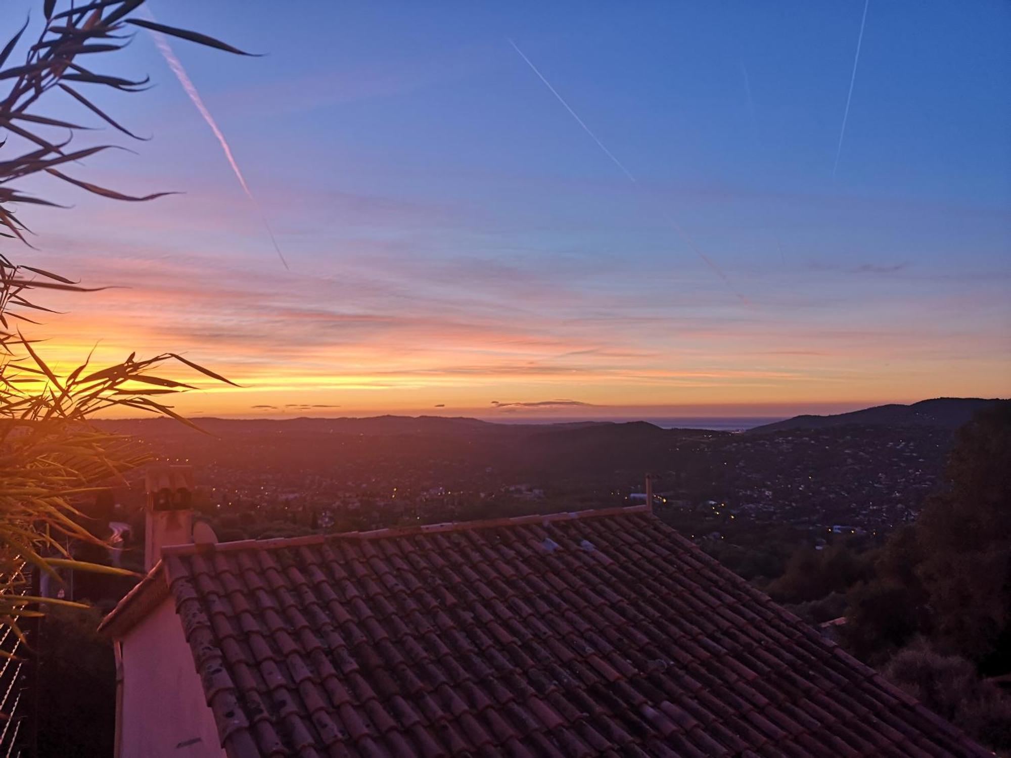 Vue Mer, Au Calme, Avec Jardin ! Spéracèdes Exteriér fotografie